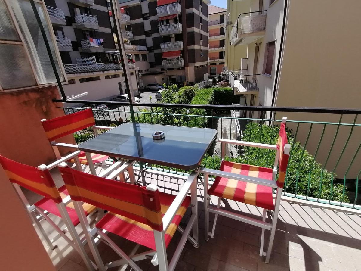 P In Centro 2 Apartman Sestri Levante Kültér fotó